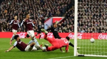 تشيلسي يتقدم على أستون فيلا بهدفين مقابل هدف في شوط أول مثير